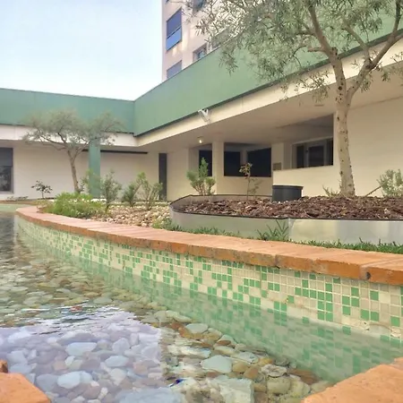 With Private Terrace & Car Garage Appartement