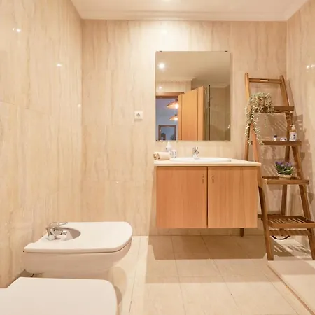 Apartment - Garagem - Terraco - Ar Condicionado *