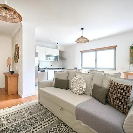 Apartment With Private Terrace & Car Garage